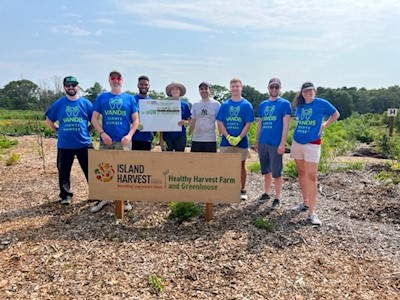 Vandis team at Island Harvest Farm